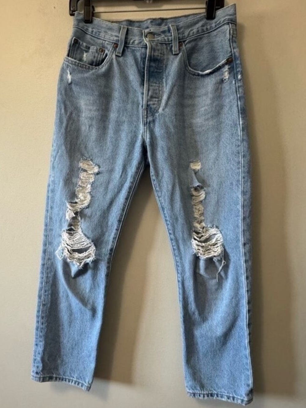 Levi's 501 Light Blue Distressed Ankle Jeans Size 27